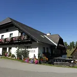 여관 Fruehstueckspension Ochnerbauer *